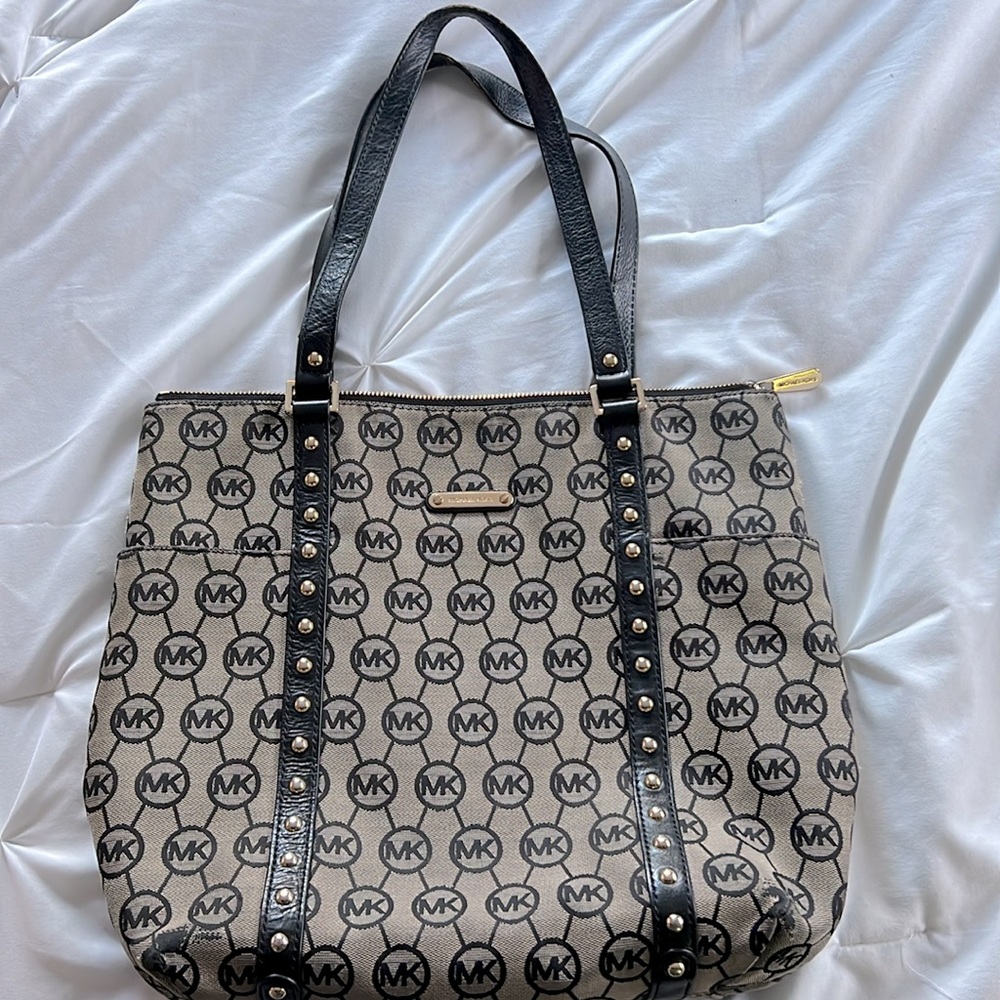 Michael Kors logo purse